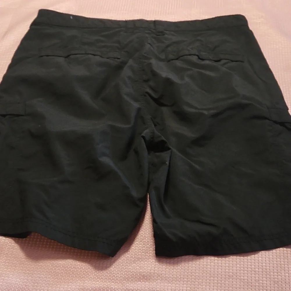 Realtree shorts - Picture 2 of 4